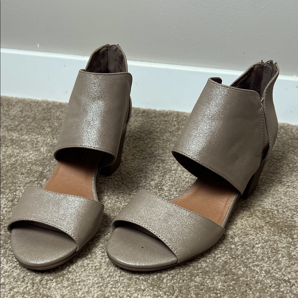 Sonoma Metallic Taupe Women's Sandals